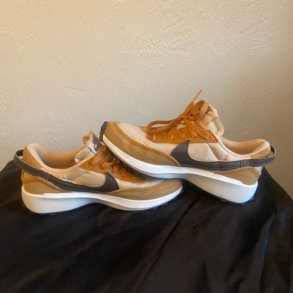 Nike Waffle Debut Sesame Desert Ochre size 7W